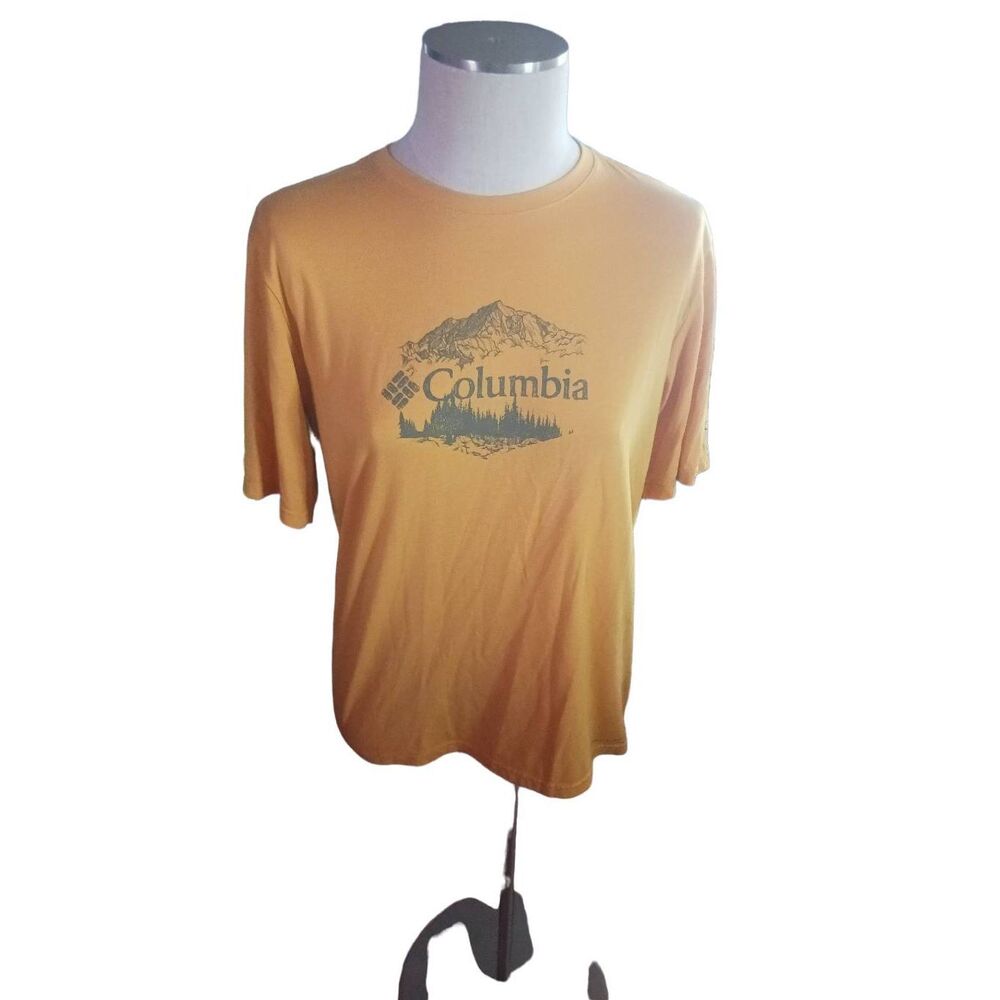 Columbia short sleeve NWOT Unisex medium mountain outdoor